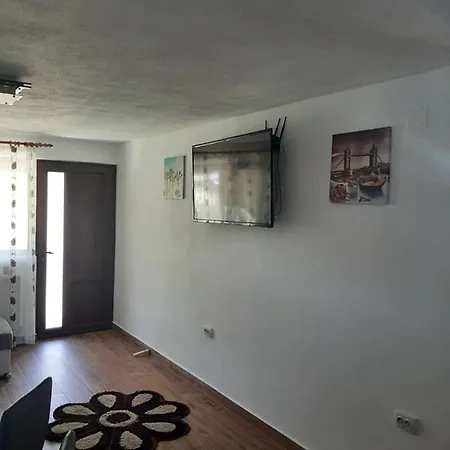 Homestay Casa Edy Calimanesti