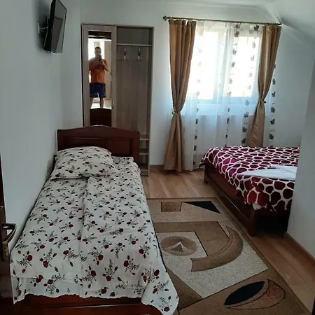 Casa Edy Calimanesti